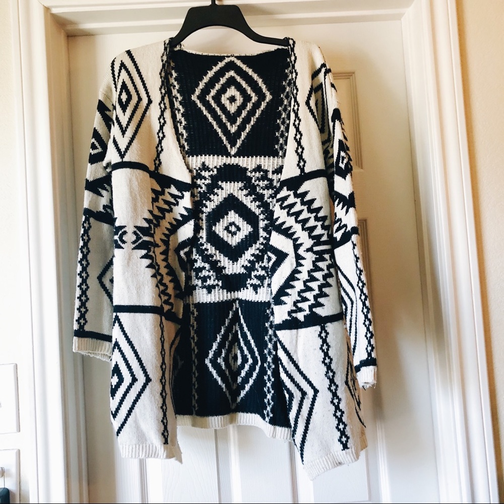 Roolee sweater